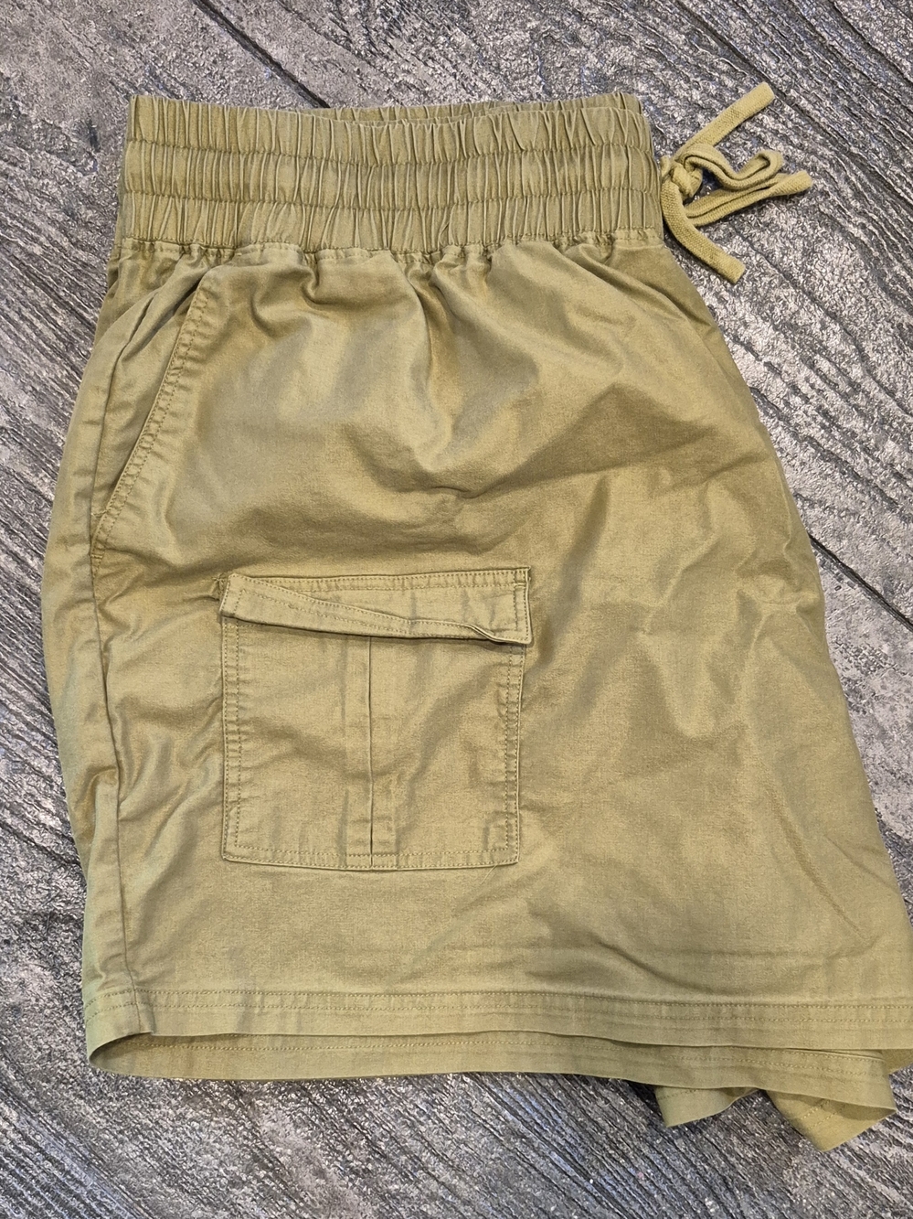 Fabletics Olive Green Elastic Waist Cargo Shorts